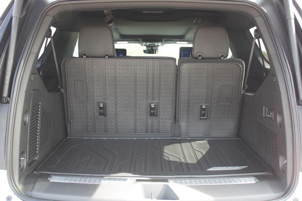 new 2026 Chevrolet Suburban car, priced at $89,430