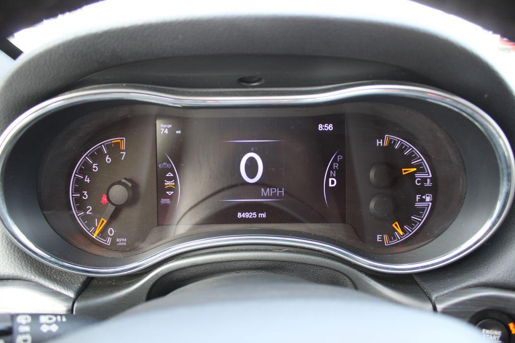 used 2022 Jeep Grand Cherokee car, priced at $23,481