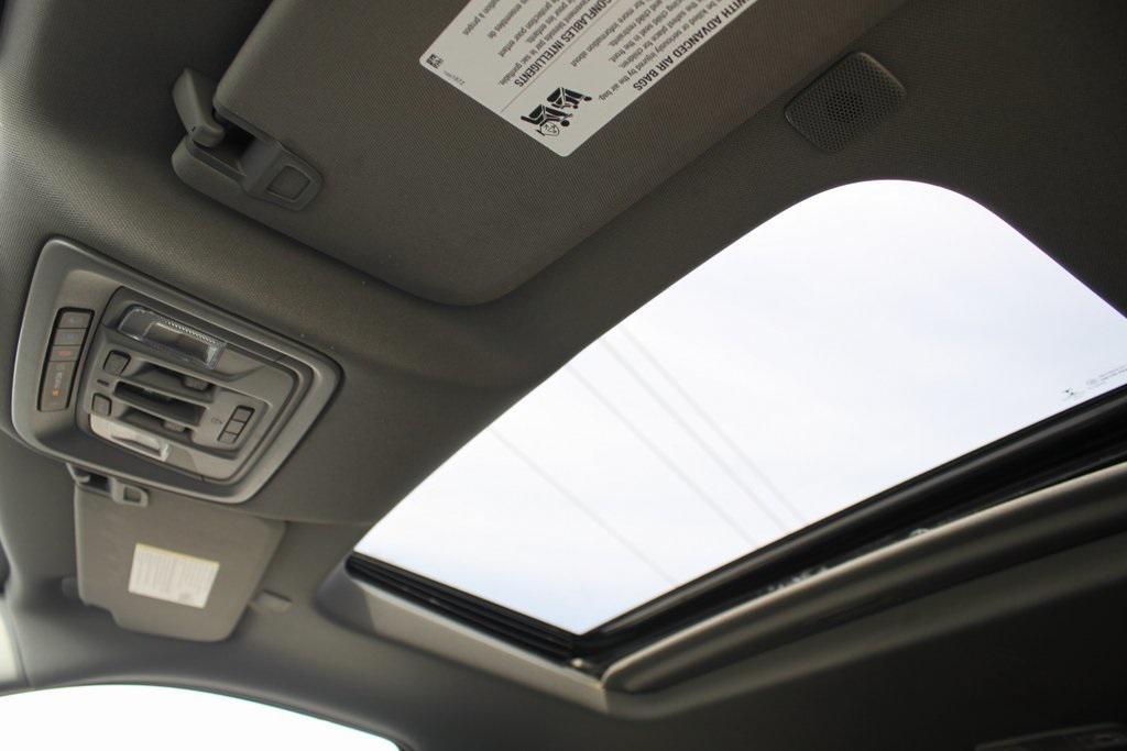 used 2022 Chevrolet Silverado 1500 car, priced at $43,181