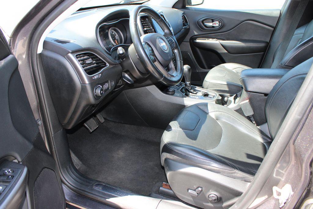 used 2019 Jeep Cherokee car, priced at $16,854