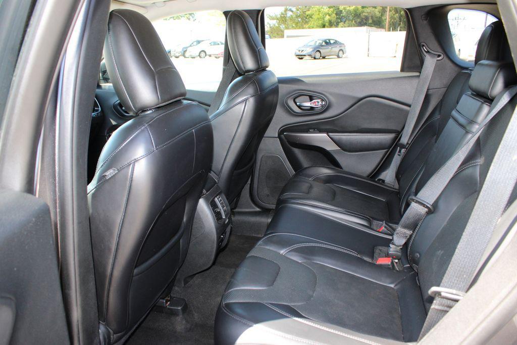 used 2019 Jeep Cherokee car, priced at $16,854