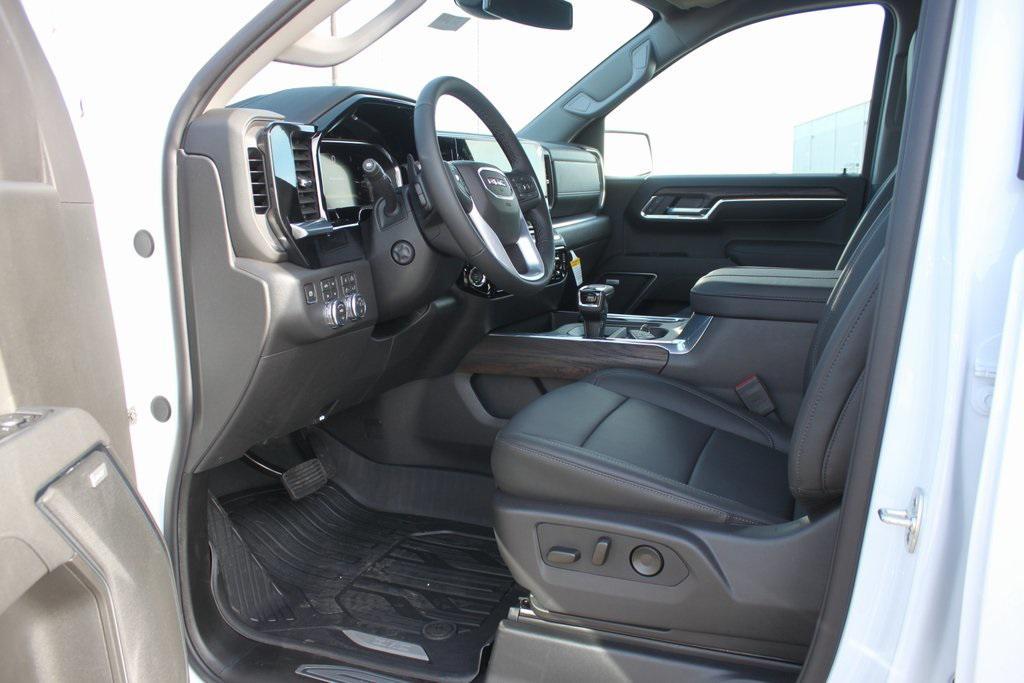 new 2026 GMC Sierra 1500 car, priced at $58,166