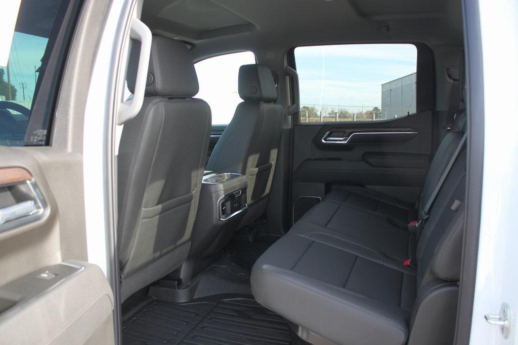 new 2026 GMC Sierra 1500 car, priced at $58,166