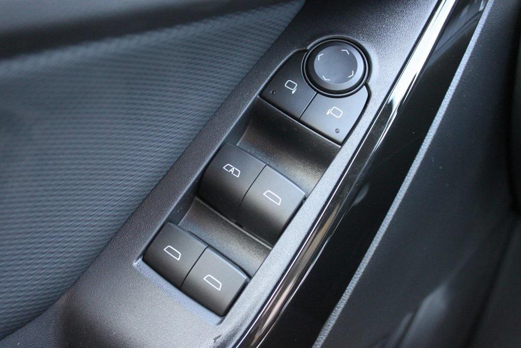 new 2026 Chevrolet Equinox car, priced at $29,815