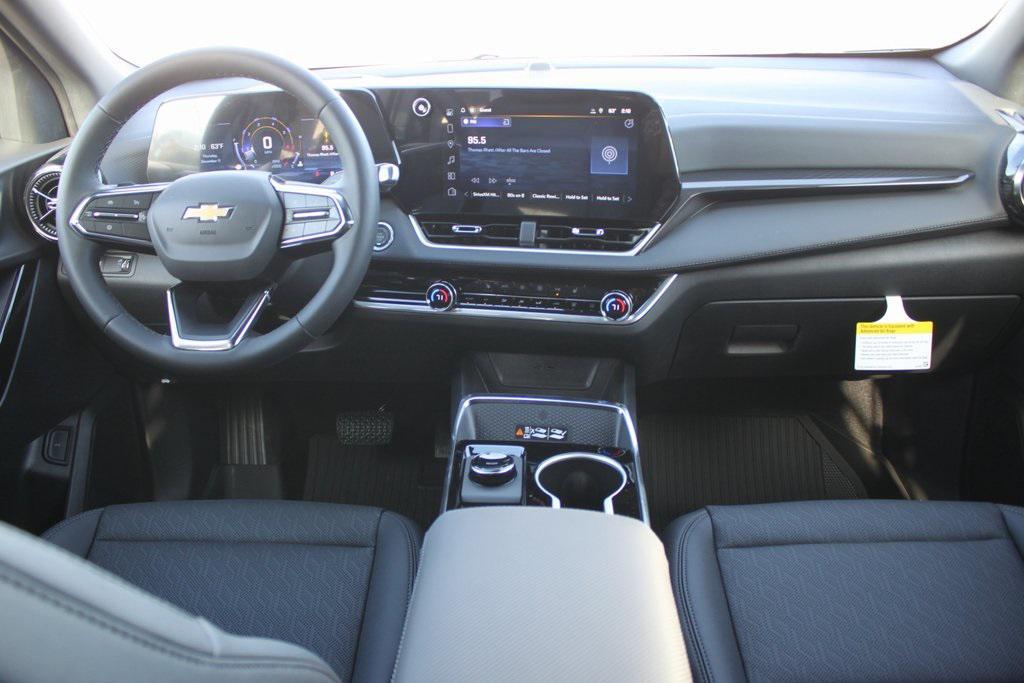 new 2026 Chevrolet Equinox car, priced at $29,815