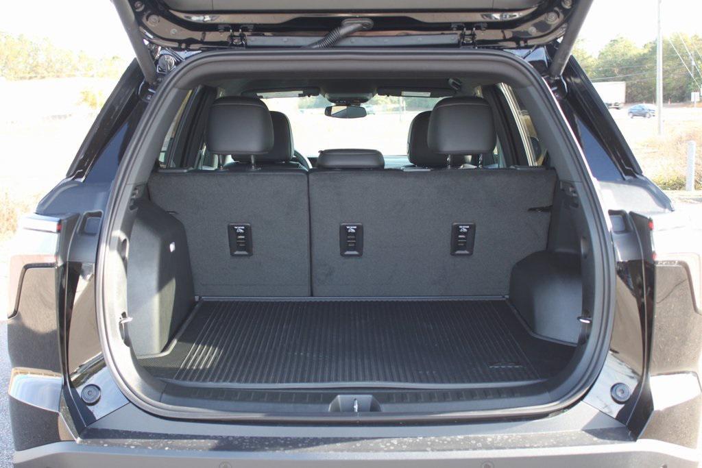 new 2026 Chevrolet Equinox car, priced at $29,815