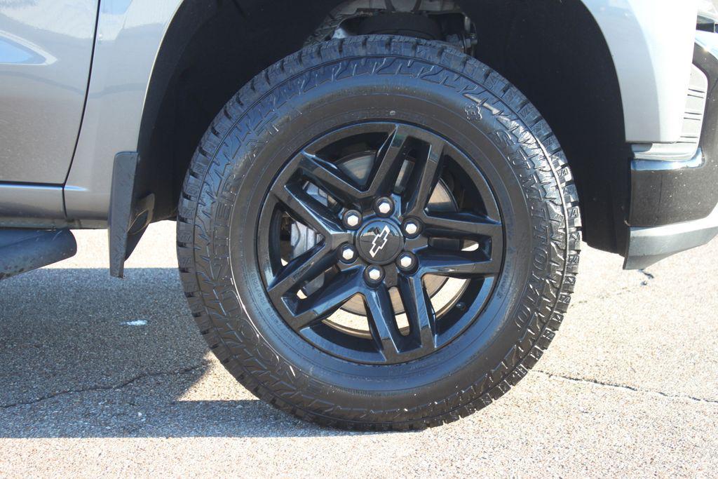 used 2021 Chevrolet Silverado 1500 car, priced at $35,281
