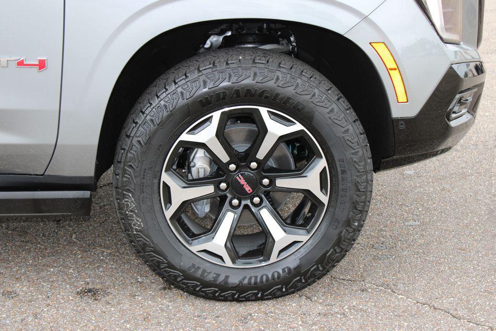 new 2026 GMC Yukon car, priced at $90,141