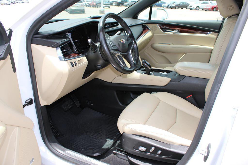 used 2019 Cadillac XT5 car, priced at $20,570
