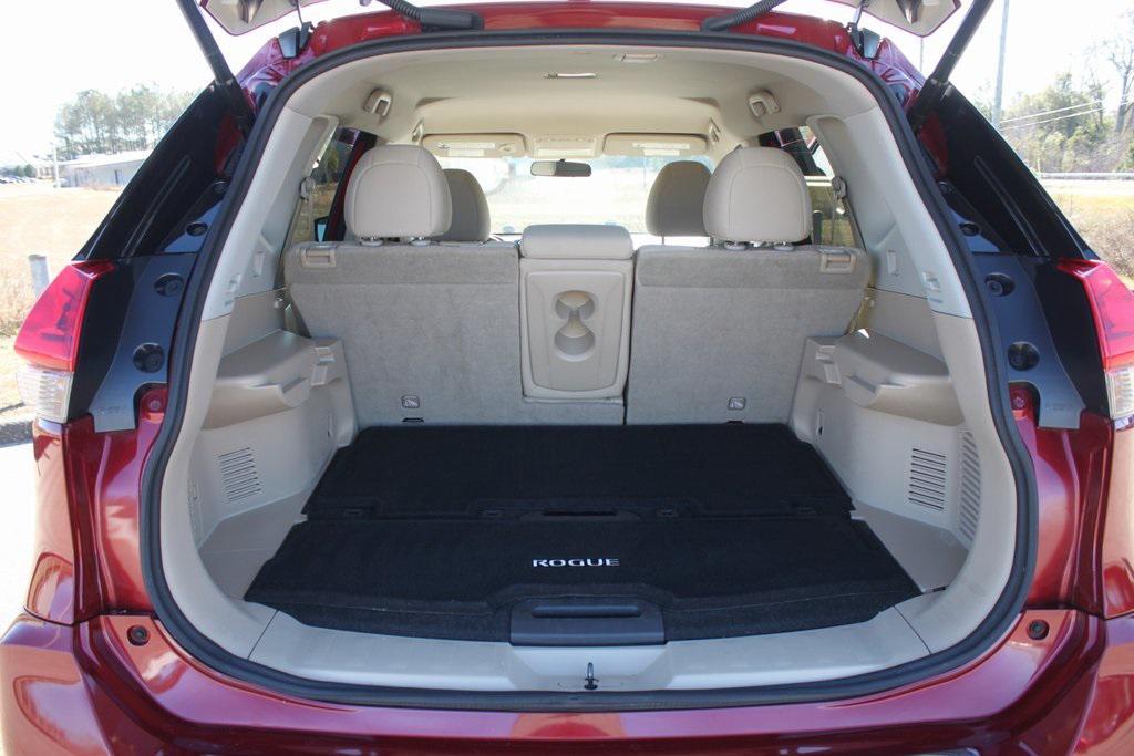 used 2018 Nissan Rogue car, priced at $14,181