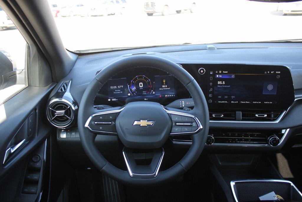 new 2026 Chevrolet Equinox car, priced at $28,456