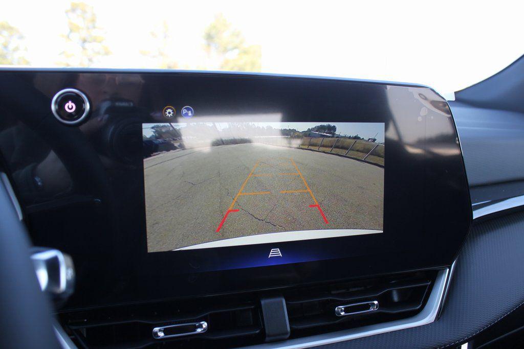 new 2026 Chevrolet Equinox car, priced at $28,456