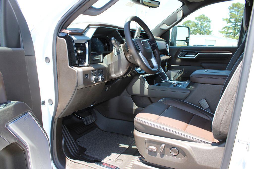 new 2026 GMC Sierra 2500 car, priced at $87,611