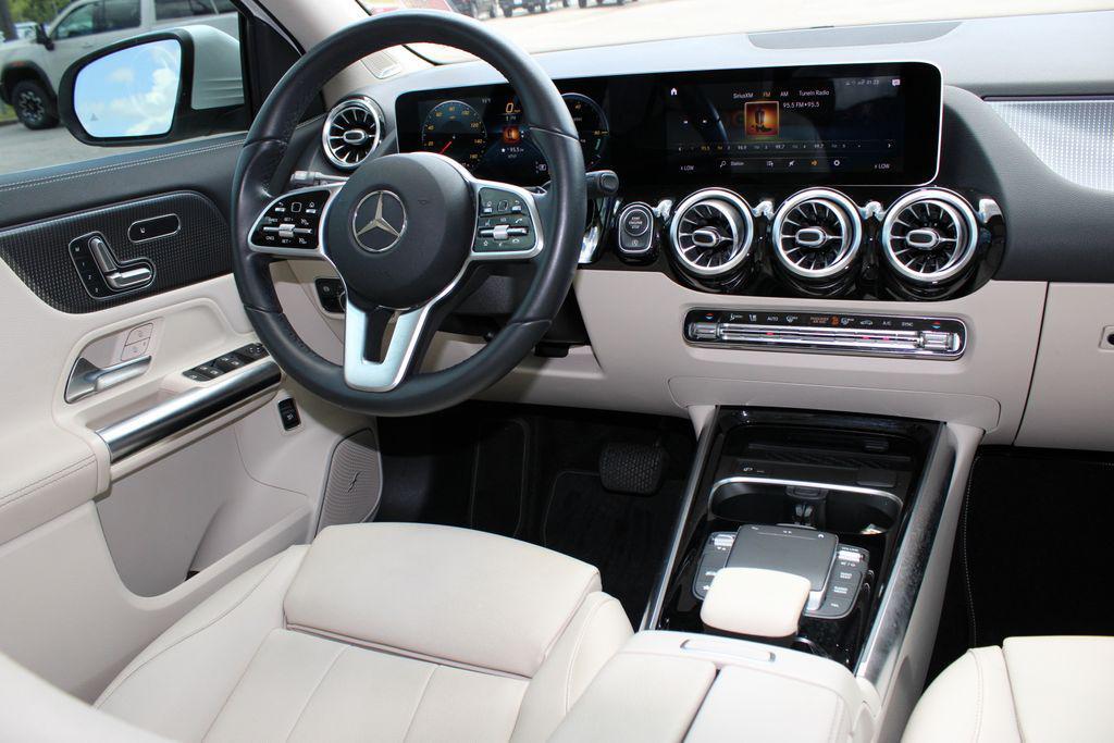 used 2021 Mercedes-Benz GLA 250 car, priced at $21,170