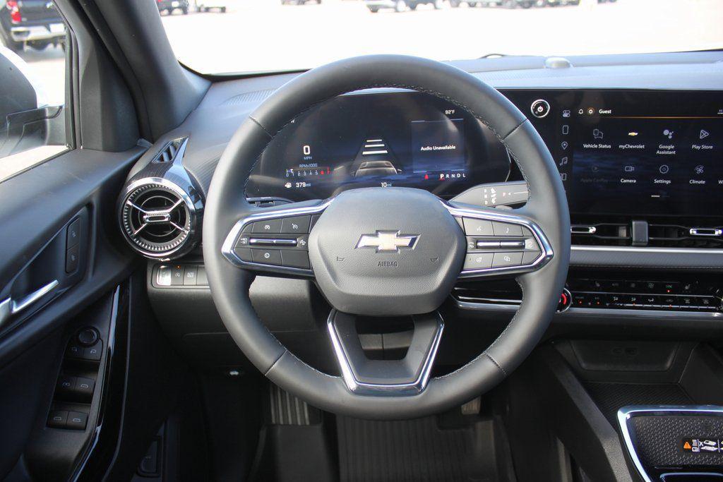 new 2026 Chevrolet Equinox car, priced at $30,565