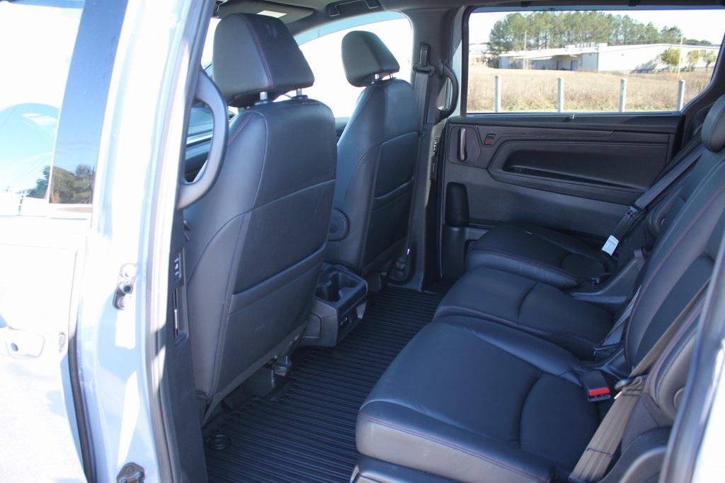 used 2023 Honda Odyssey car, priced at $30,281