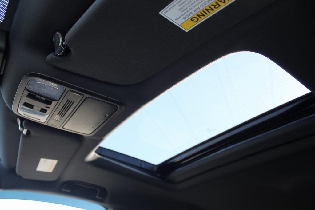 used 2023 Honda Odyssey car, priced at $30,281