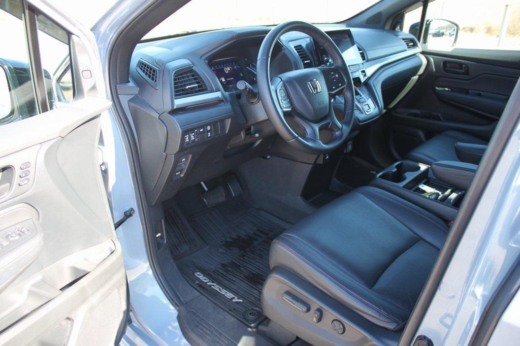 used 2023 Honda Odyssey car, priced at $30,281