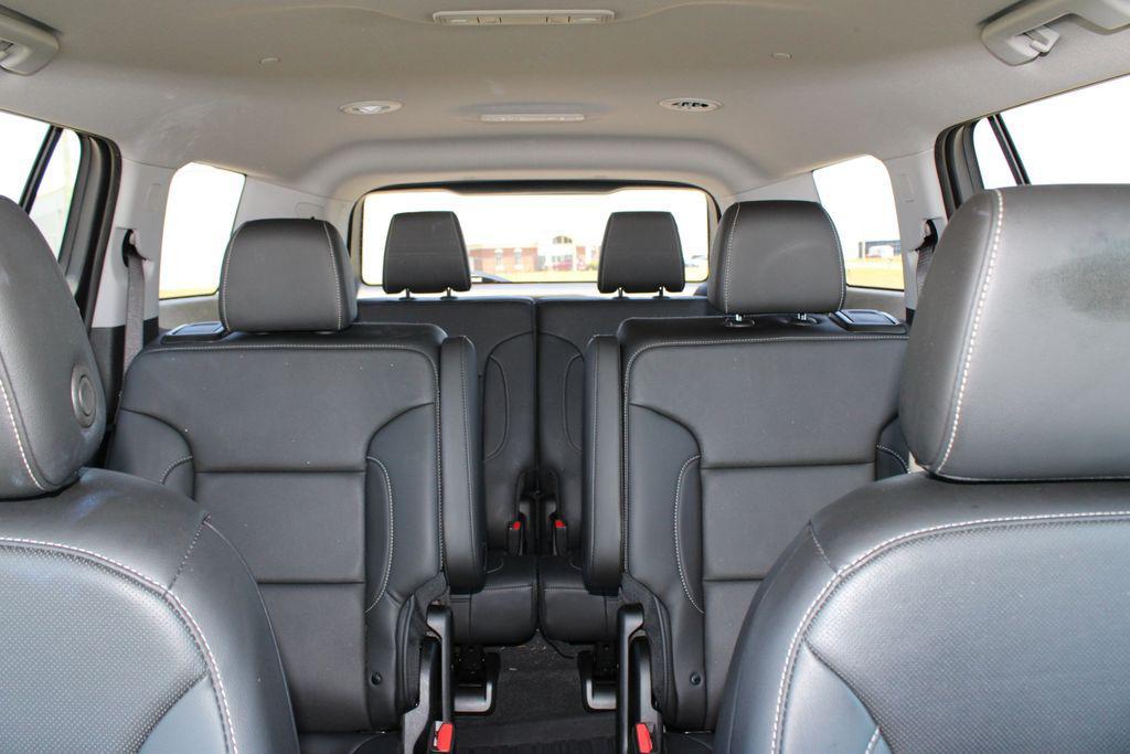 used 2023 GMC Acadia car, priced at $36,170