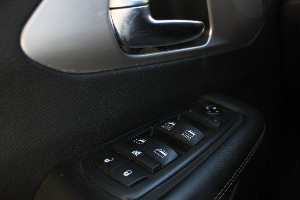 used 2019 Chrysler Pacifica car, priced at $14,781