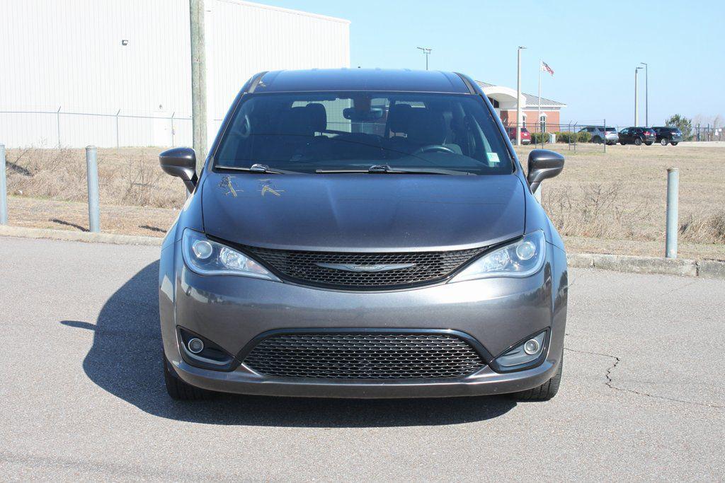 used 2019 Chrysler Pacifica car, priced at $14,781