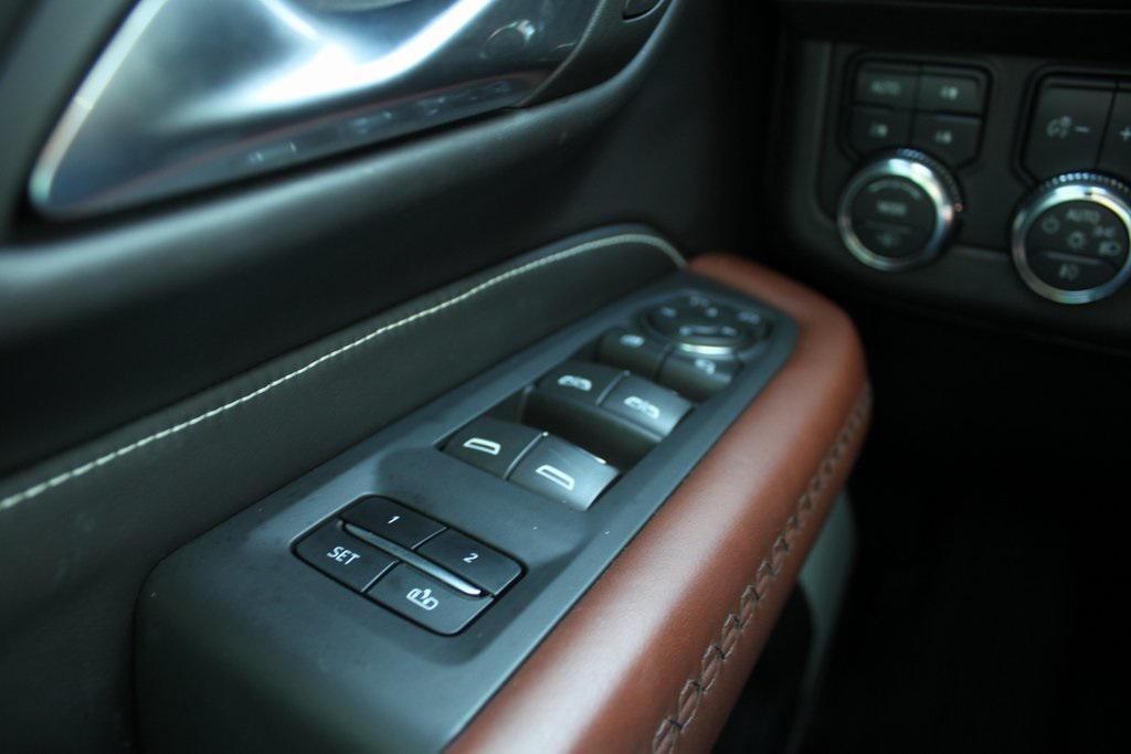 used 2024 GMC Yukon car, priced at $80,981