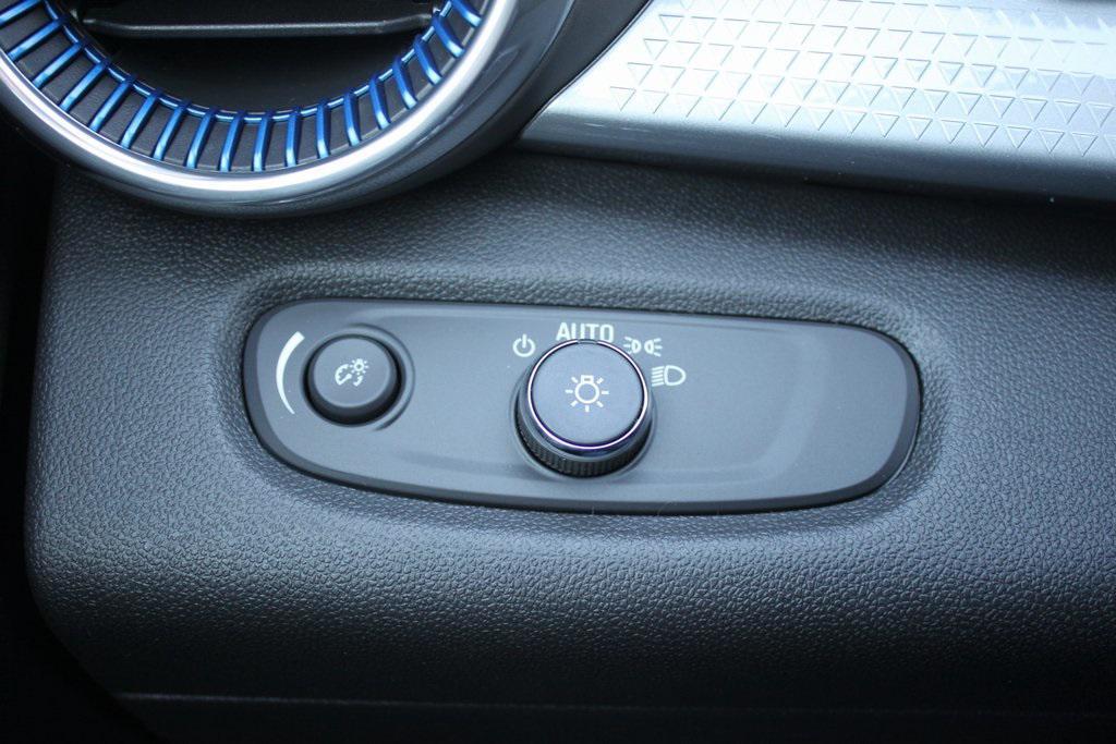 new 2026 Chevrolet Trax car, priced at $25,758