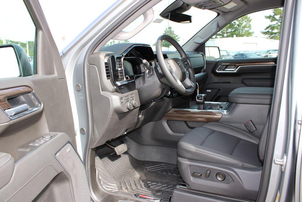 new 2026 Chevrolet Silverado 1500 car, priced at $58,233