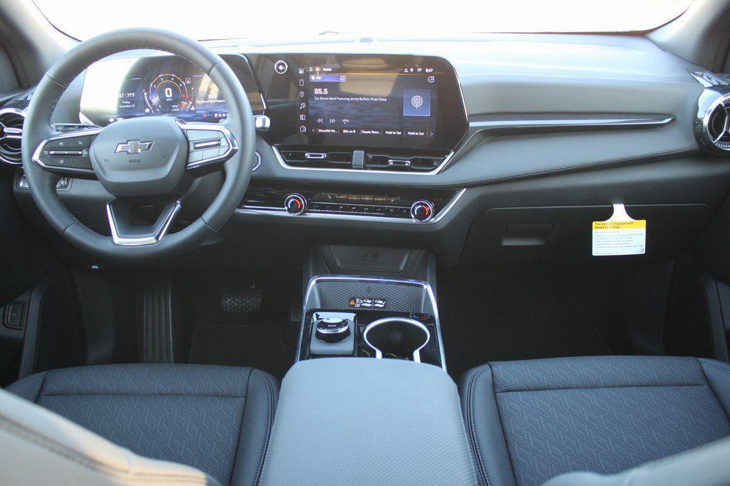 new 2026 Chevrolet Equinox car, priced at $32,484