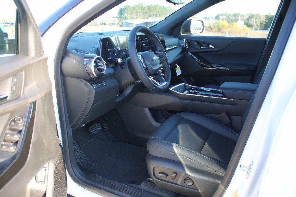 new 2026 Chevrolet Equinox car, priced at $32,484