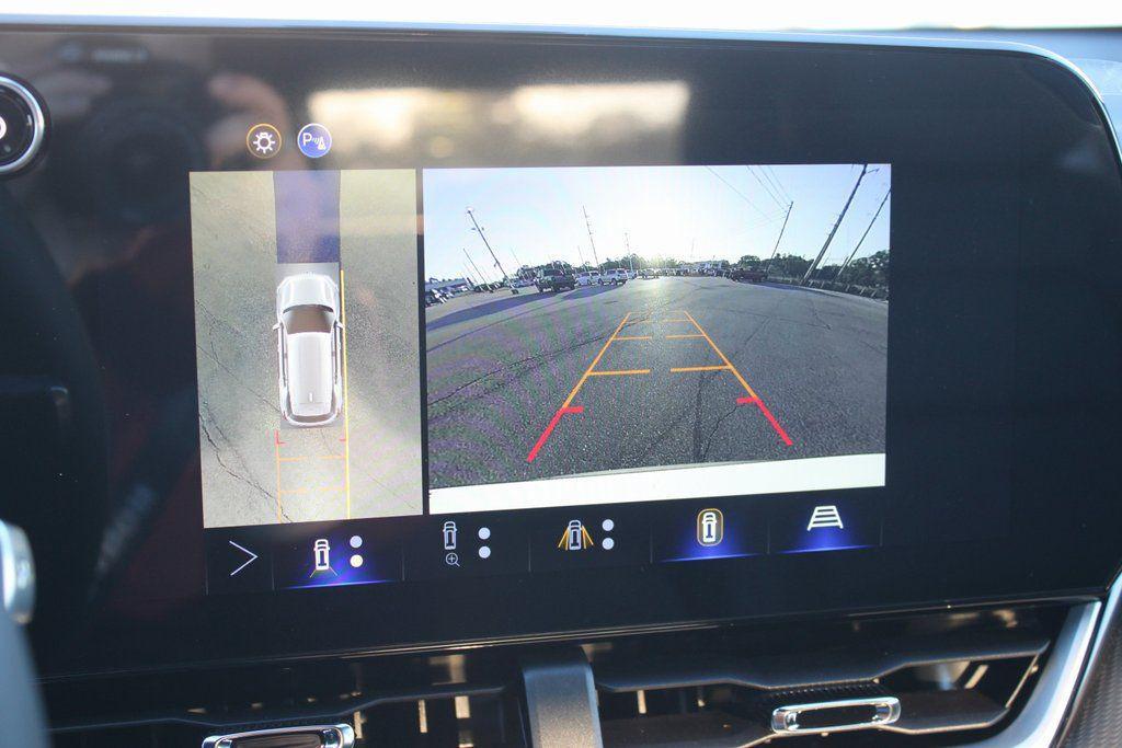 new 2026 Chevrolet Equinox car, priced at $32,484