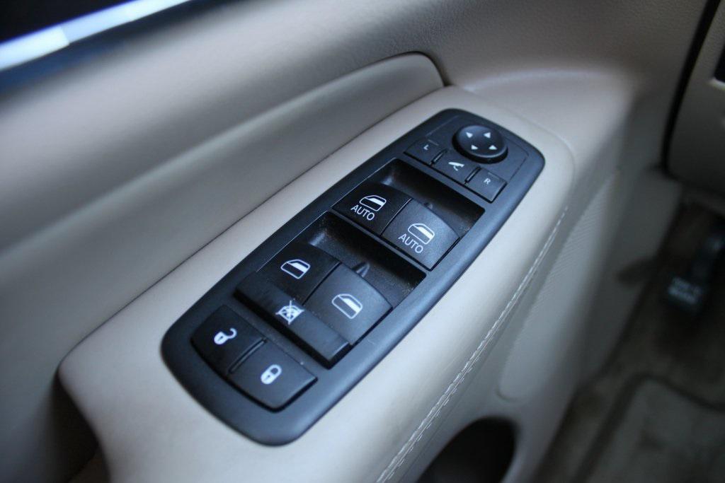 used 2019 Jeep Grand Cherokee car, priced at $21,281