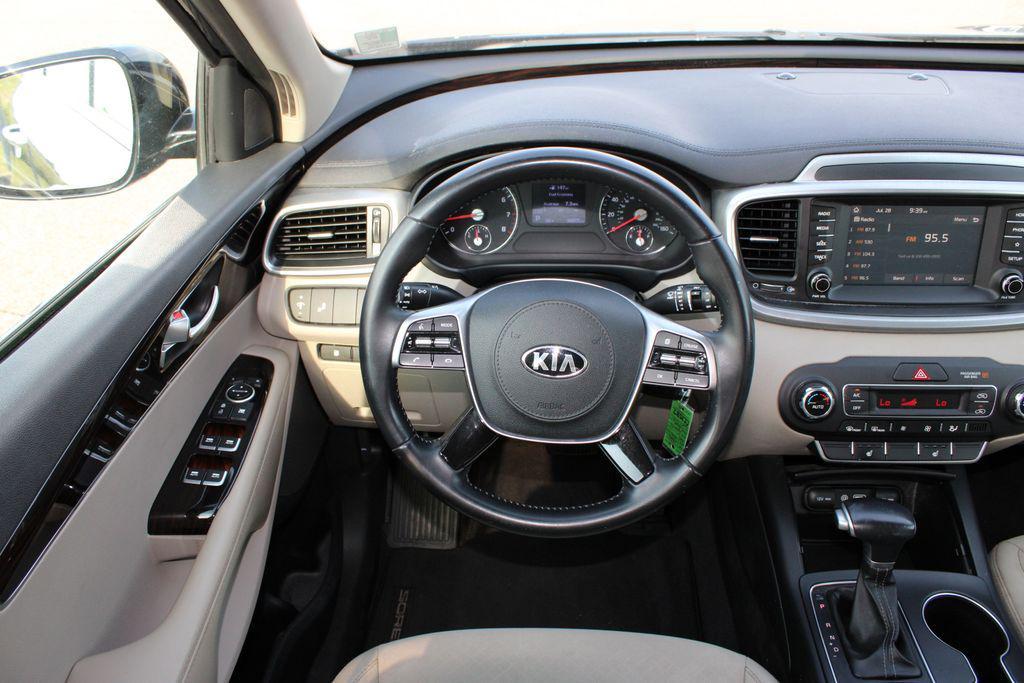 used 2020 Kia Sorento car, priced at $15,181