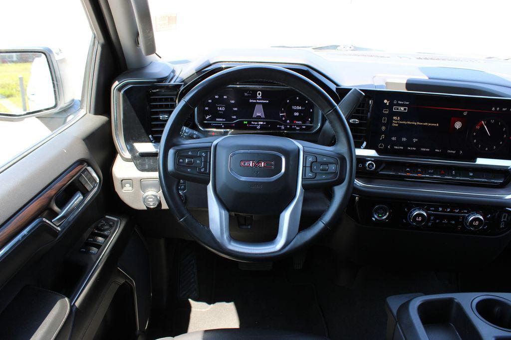 used 2024 GMC Sierra 1500 car, priced at $39,572