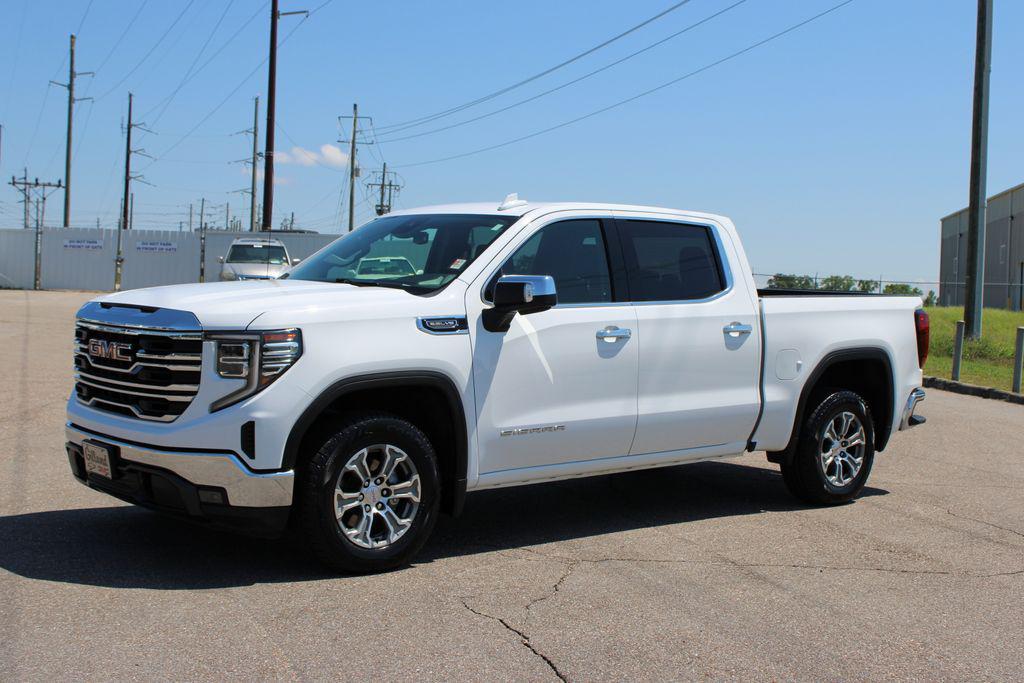 used 2024 GMC Sierra 1500 car, priced at $39,572