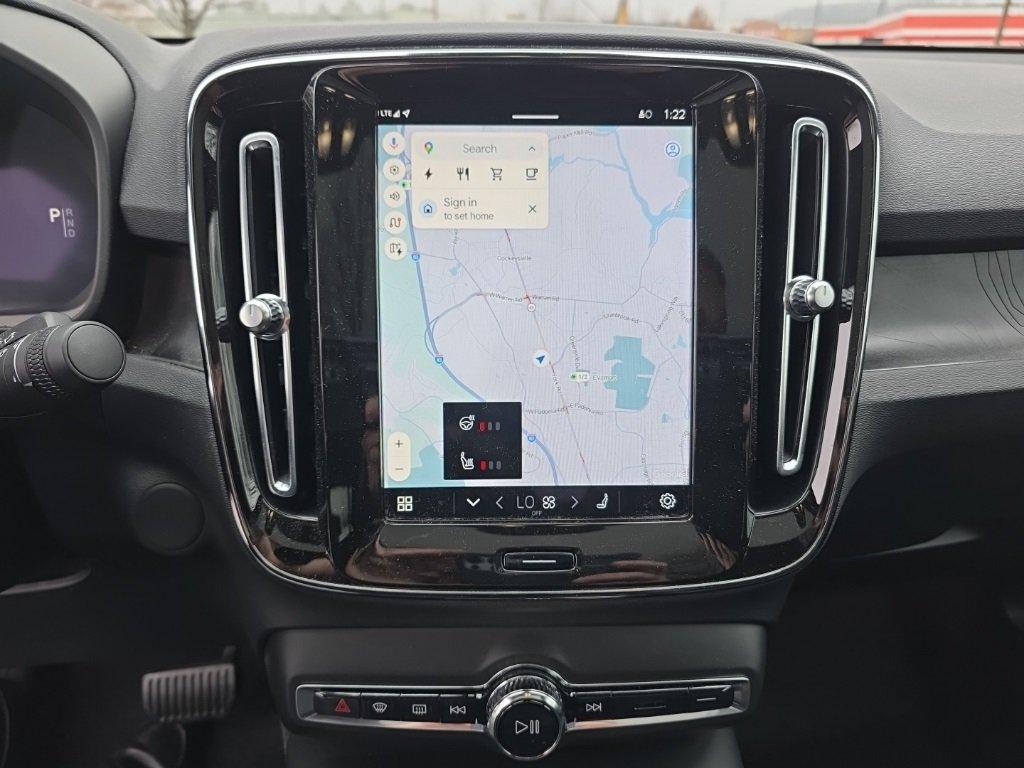 used 2023 Volvo C40 Recharge Pure Electric car, priced at $27,670