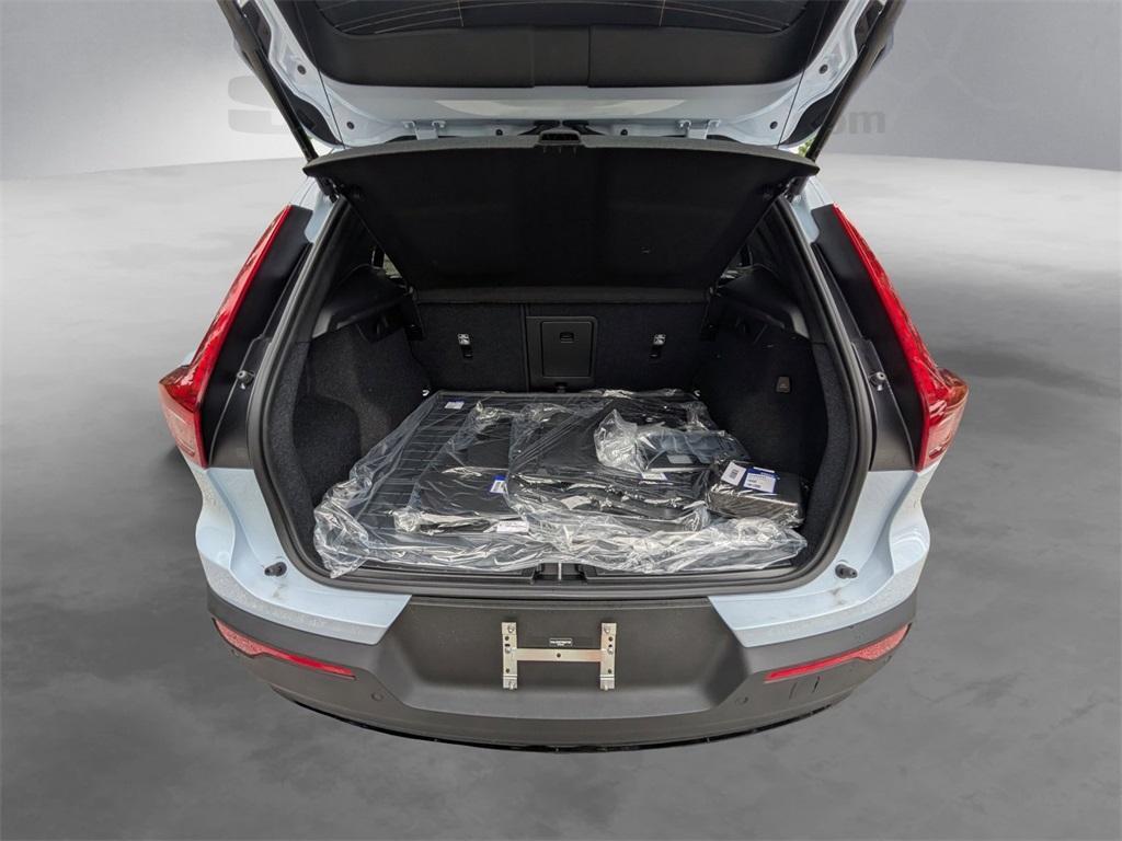 new 2026 Volvo XC40 car, priced at $47,150