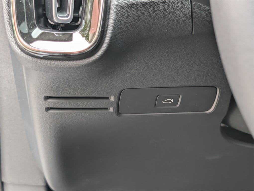 new 2026 Volvo XC40 car, priced at $47,150