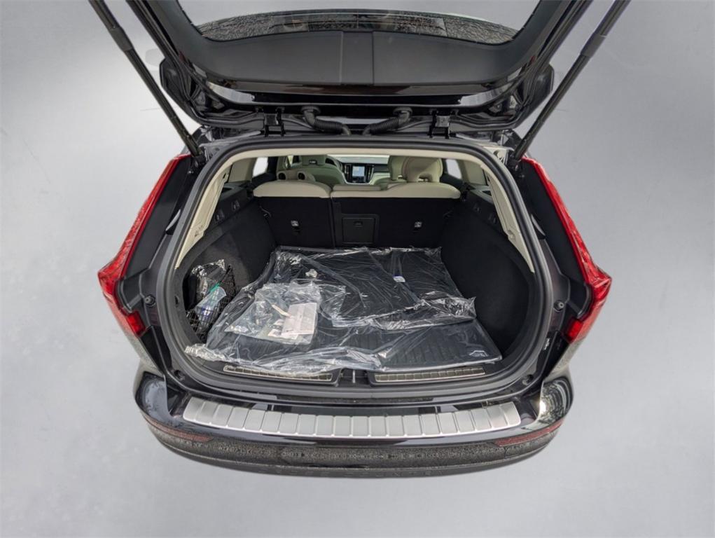 new 2026 Volvo V60 Cross Country car, priced at $55,685
