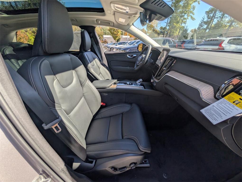 new 2026 Volvo XC60 car, priced at $61,875