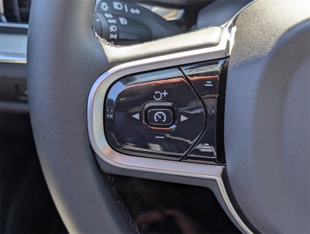 new 2025 Volvo V60 Cross Country car, priced at $49,555