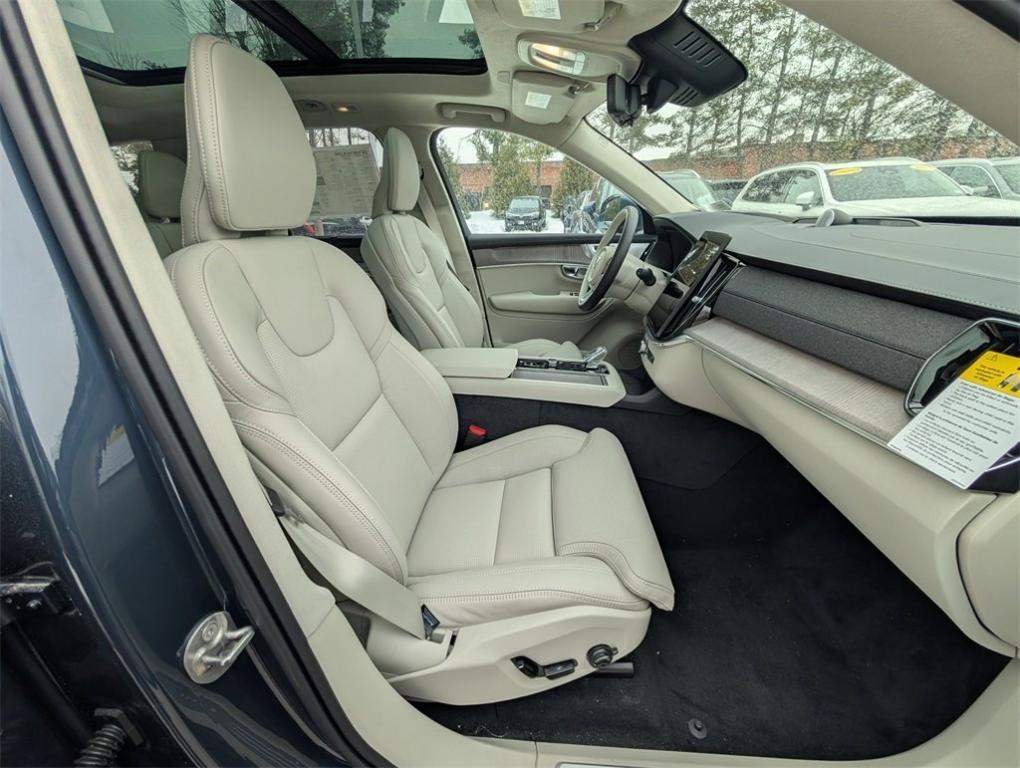 new 2026 Volvo XC90 Plug-In Hybrid car, priced at $93,610