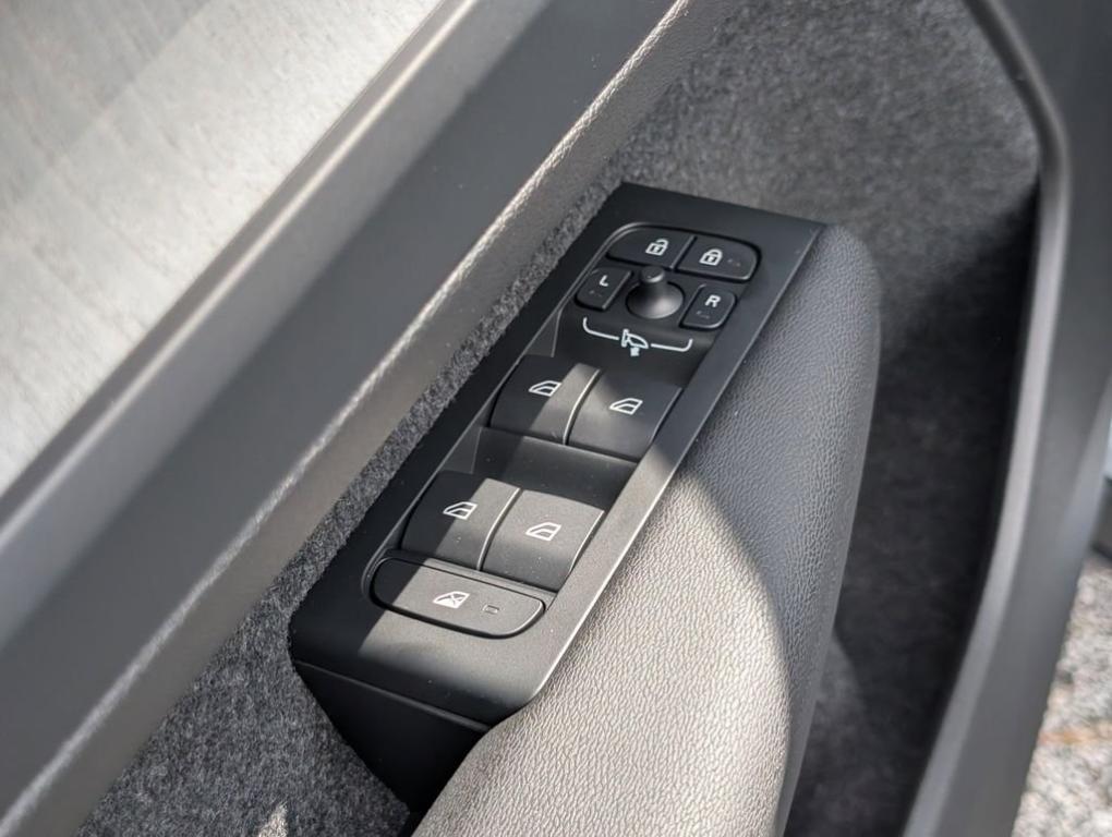 new 2026 Volvo XC40 car, priced at $49,948