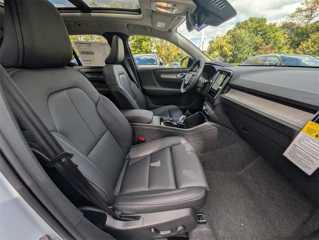 new 2026 Volvo XC40 car, priced at $47,150