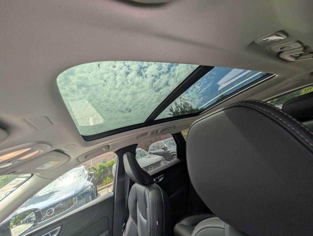 new 2026 Volvo XC60 car, priced at $64,303