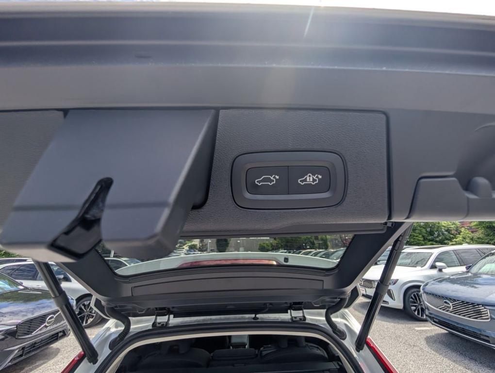 new 2026 Volvo XC60 car, priced at $64,303