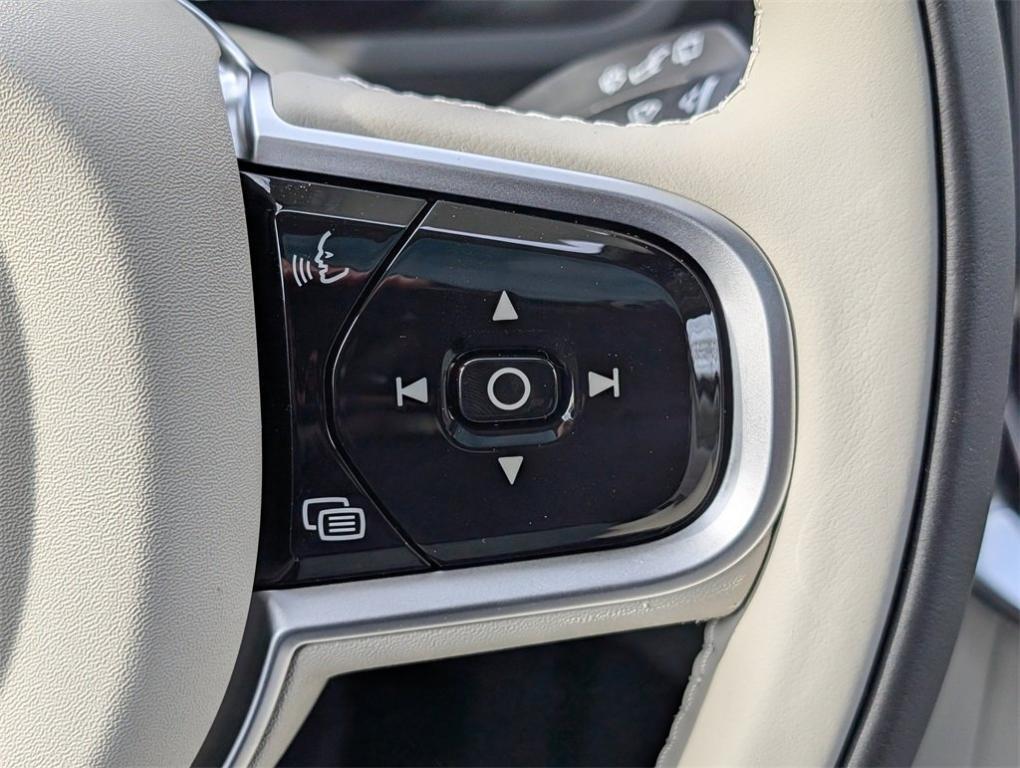 new 2026 Volvo XC90 car, priced at $72,655