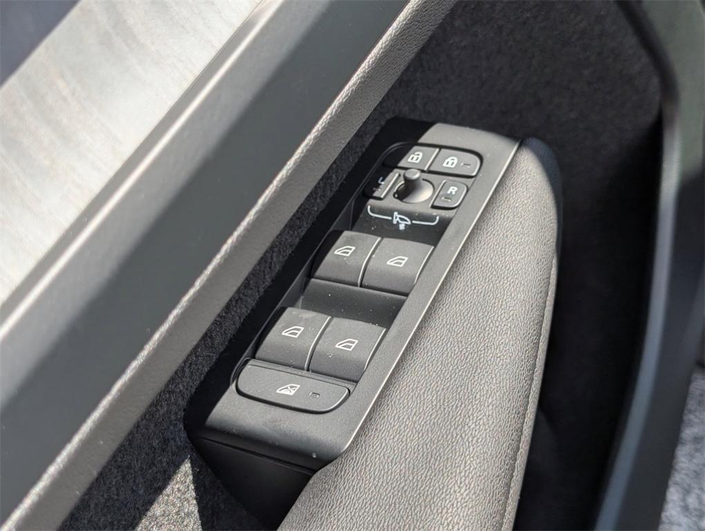 new 2026 Volvo XC40 car, priced at $47,150