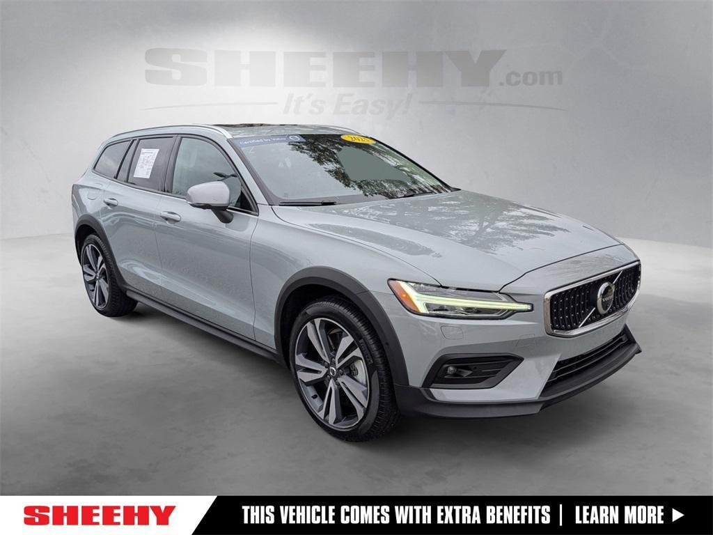used 2025 Volvo V60 Cross Country car, priced at $36,570