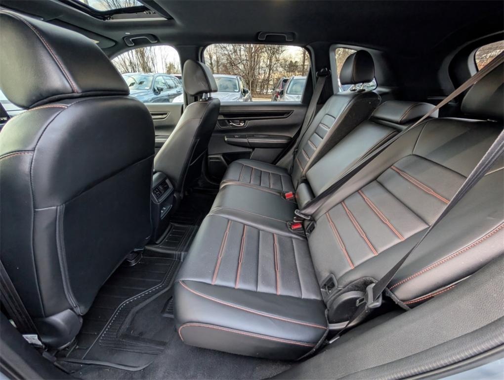 used 2025 Honda CR-V Hybrid car, priced at $31,970